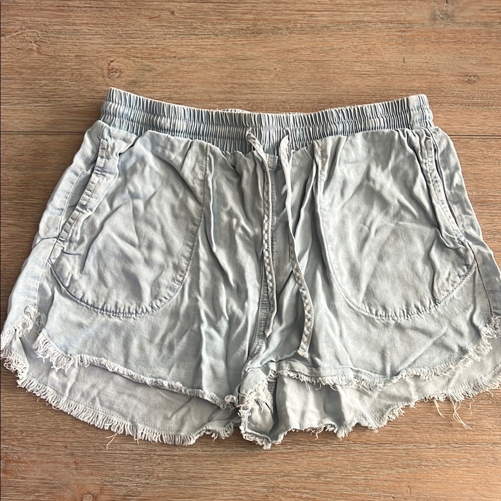 Forever 21 Light Gray Women's Shorts